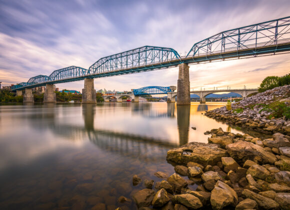 चाटानुगा : नजरेआडचं सीनिक सीक्रेट Chattanooga, Tennessee, USA city